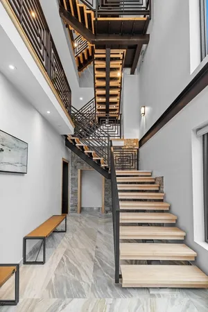 a view of entryway