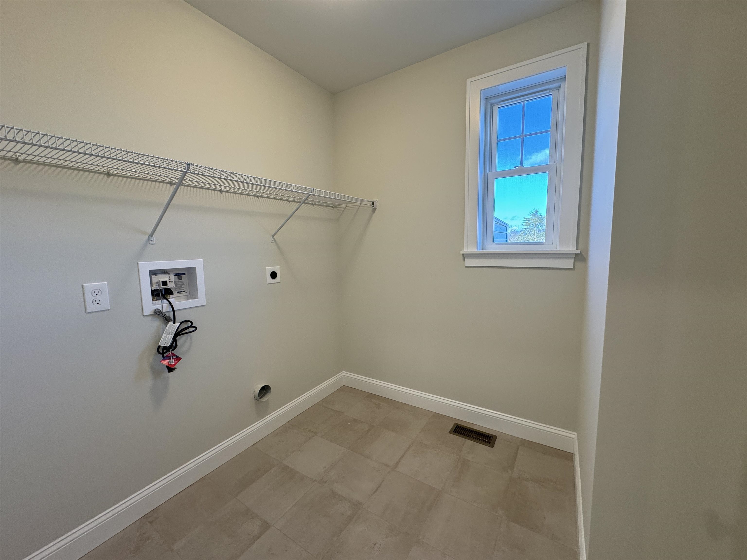 48 Green Road, Unit 22 Newmarket, NH 03857 - Photo 7 of 33 Gallery Image 7