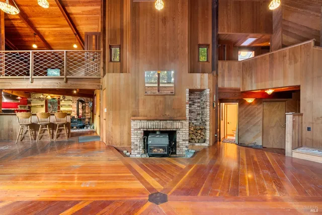 $1,299,000 | 2081 Joy Road, Occidental, CA 95465