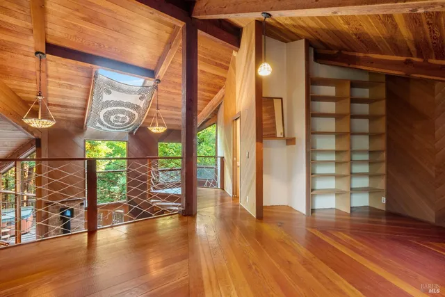 $1,299,000 | 2081 Joy Road, Occidental, CA 95465