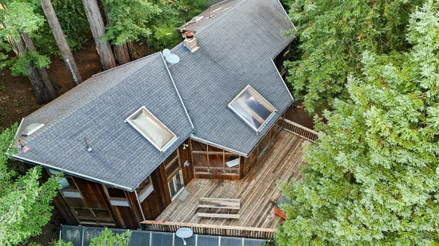 $1,299,000 | 2081 Joy Road, Occidental, CA 95465