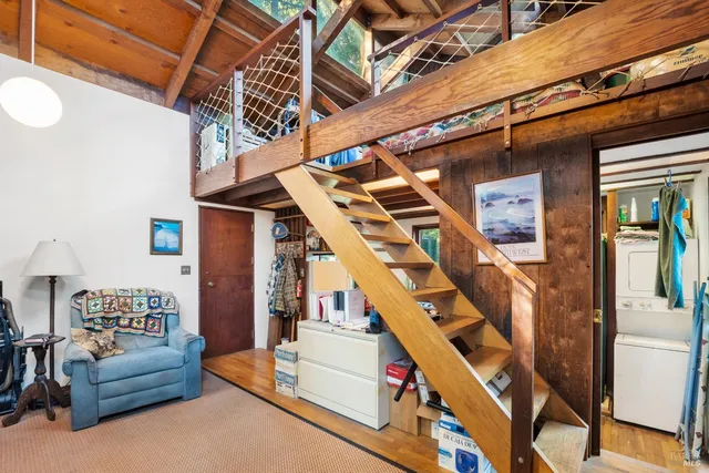 $1,299,000 | 2081 Joy Road, Occidental, CA 95465