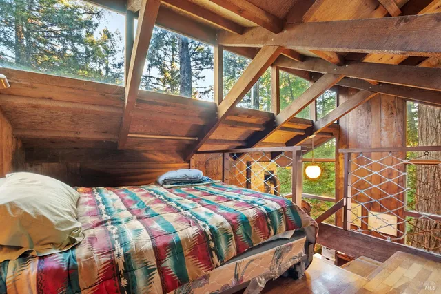 $1,299,000 | 2081 Joy Road, Occidental, CA 95465