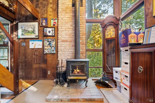 $1,299,000 | 2081 Joy Road, Occidental, CA 95465