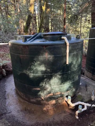 $1,299,000 | 2081 Joy Road, Occidental, CA 95465