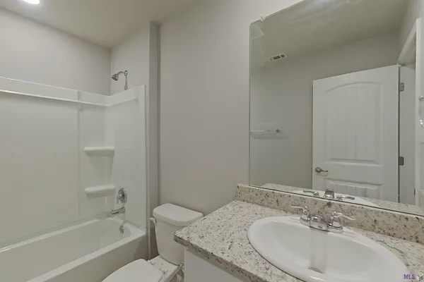 $1,695 | 203 SANTIAGO Court, Lafayette, LA 70507