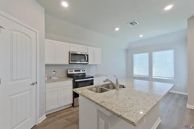 $1,695 | Undisclosed Address, Lafayette, LA 70507