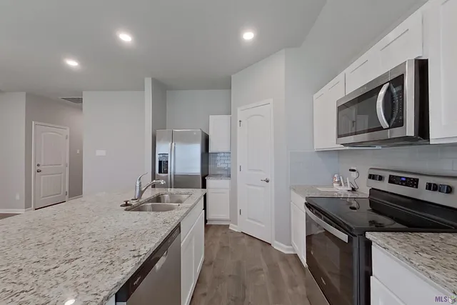 $1,695 | Undisclosed Address, Lafayette, LA 70507