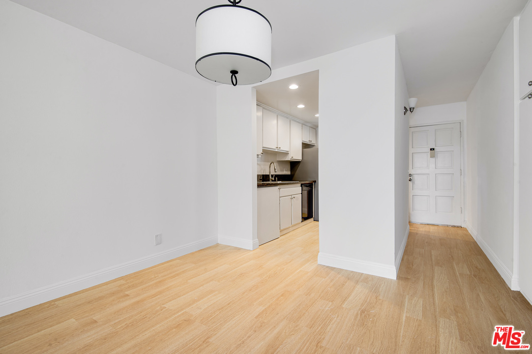 6459 Kanan Dume Road Malibu, CA 90265 - Photo 4 of 16