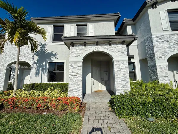 $2,400 | 28721 Southwest 132nd Place, Unit 28721, Homestead, FL 33033