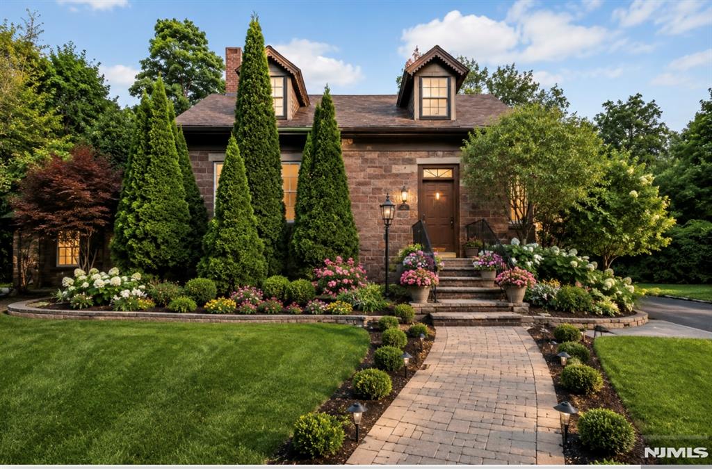 111 Madison Avenue Cresskill, NJ 07626 - Photo 3 of 24