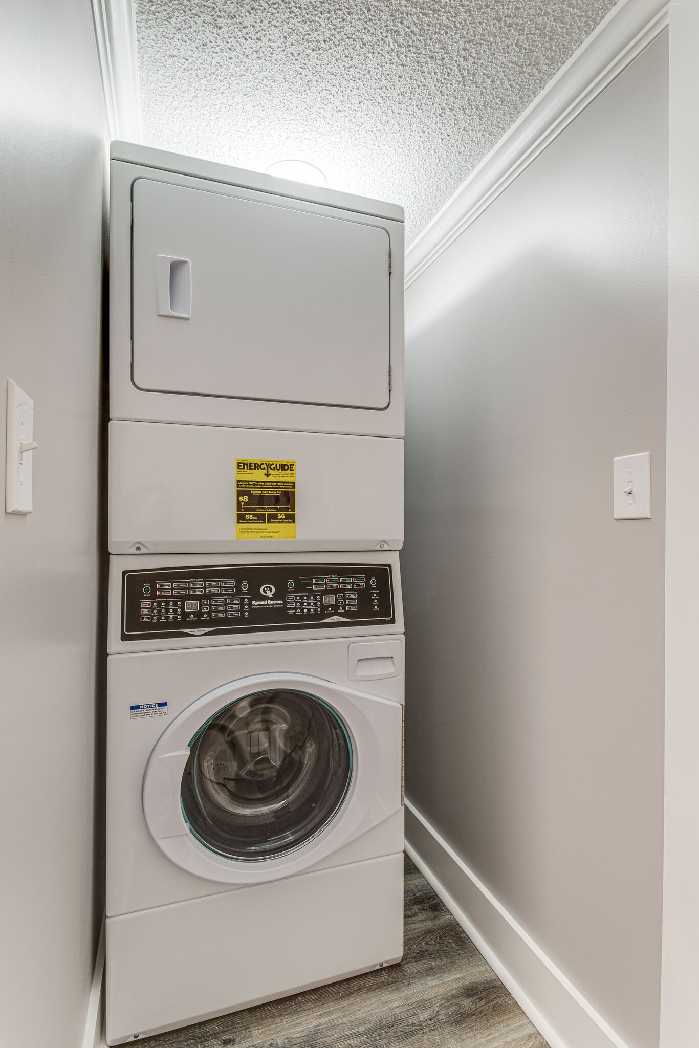 1466 Bible Crossing Road Winchester, TN 37398 - Photo 28 of 31 a utility room with dryer and washer