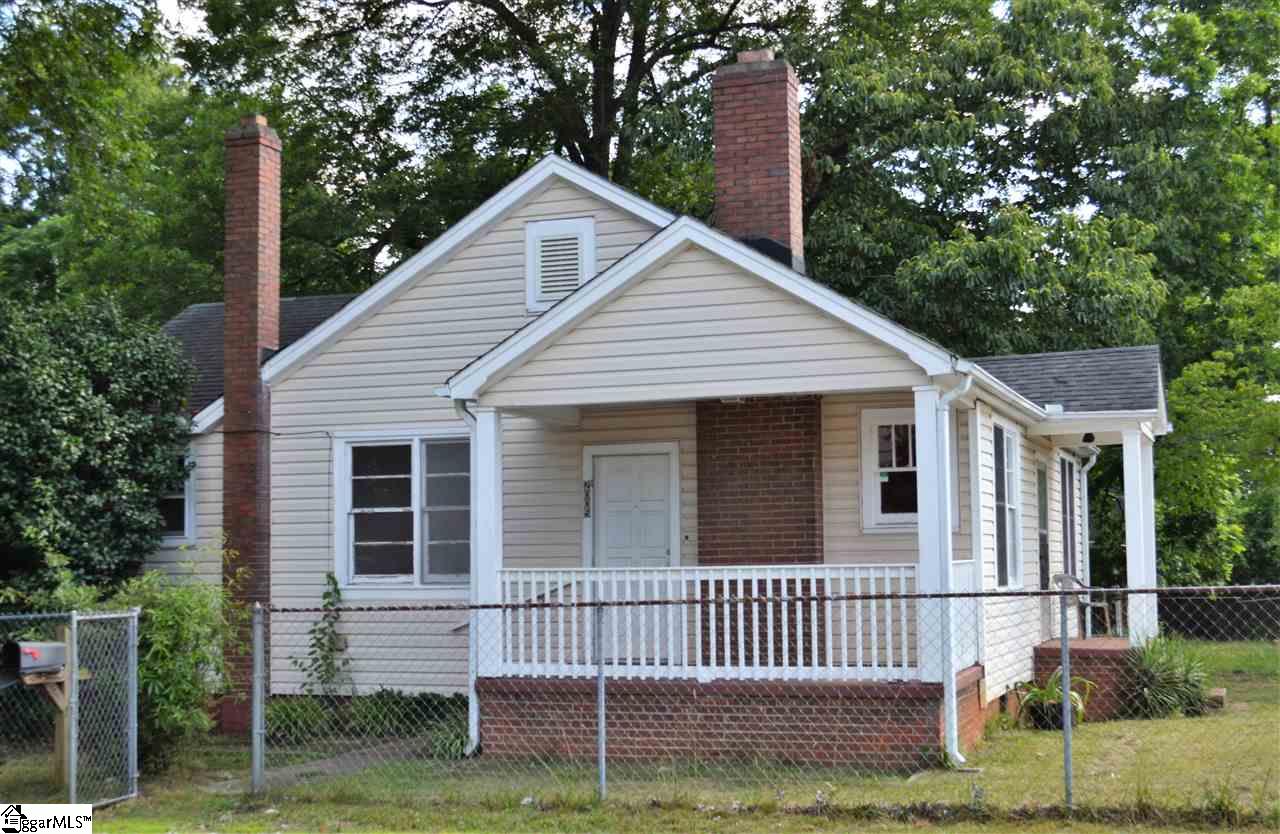 2005 Anderson Road Greenville, SC 29611 - Photo 1 of 17 Gallery Image 1