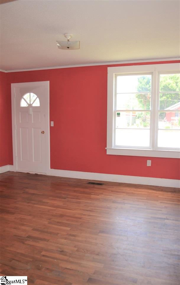 2005 Anderson Road Greenville, SC 29611 - Photo 2 of 17 Gallery Image 2