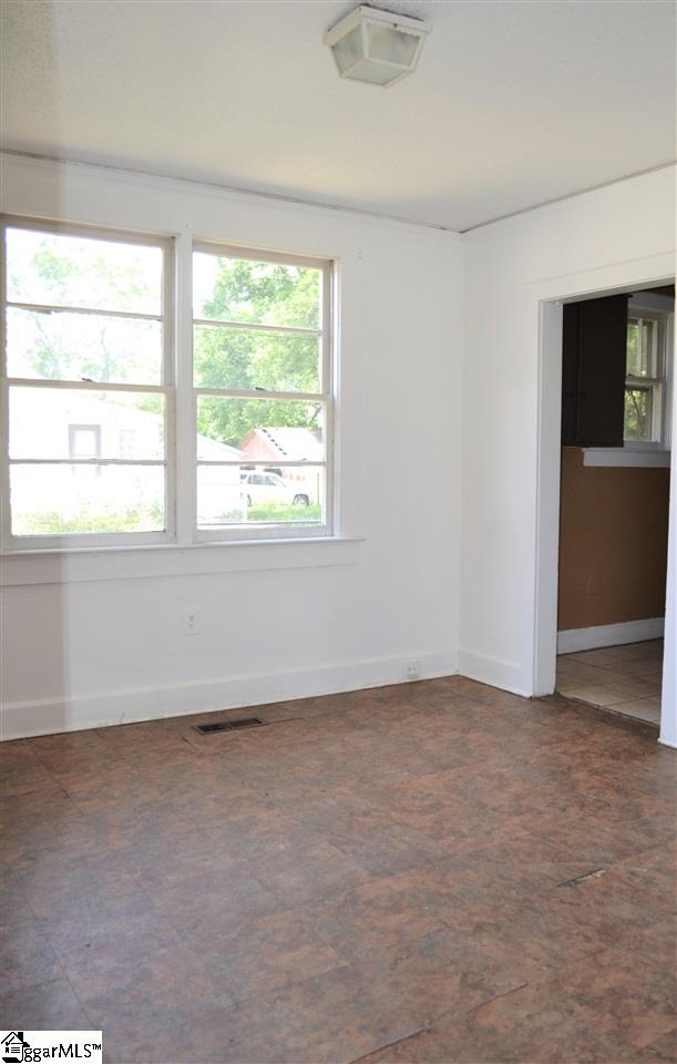 2005 Anderson Road Greenville, SC 29611 - Photo 7 of 17 Gallery Image 7