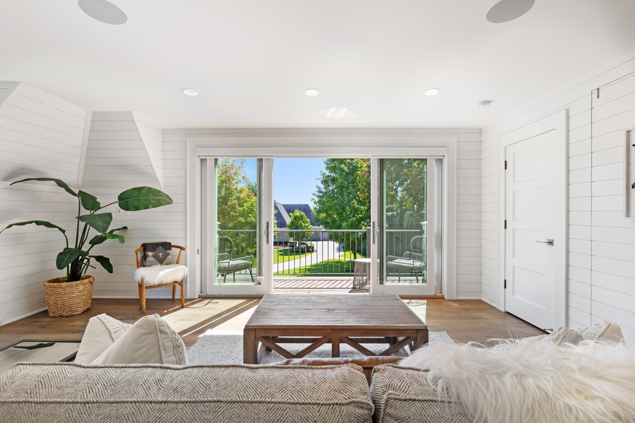 372 Ferndale Road South Wayzata, MN 55391 - Photo 66 of 81 Gallery Image 66