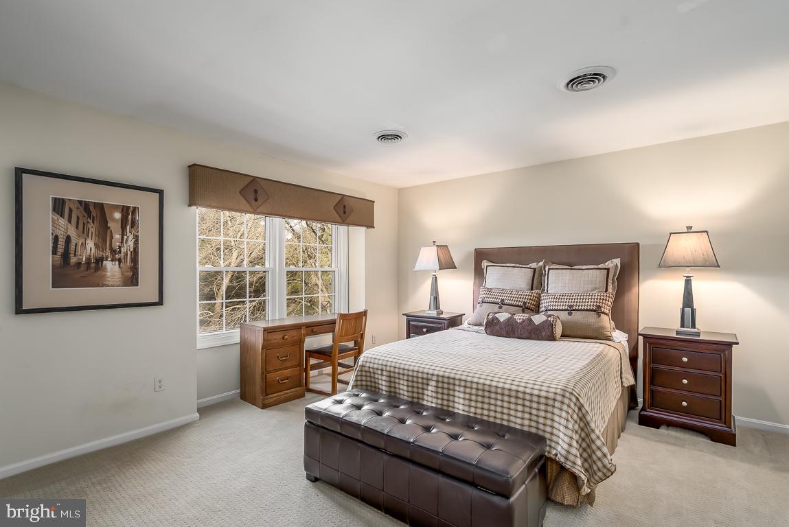 14621 Springfield Road Darnestown, MD 20874 - Photo 25 of 67 Bedroom