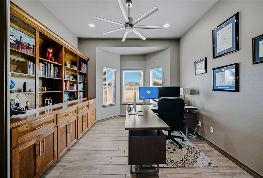 1209 Schell Drive Corpus Christi, TX 78418 - Photo 14 of 40