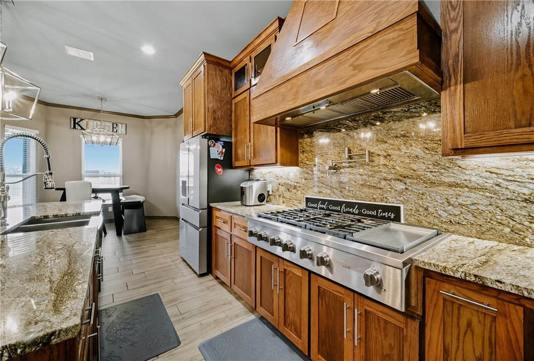 1209 Schell Drive Corpus Christi, TX 78418 - Photo 3 of 40