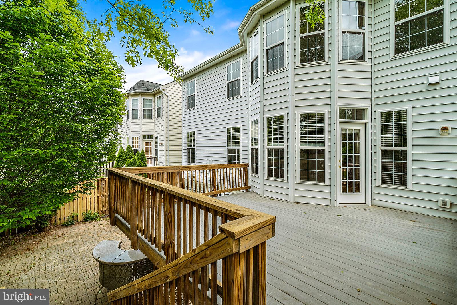 4175 Bell Ridge Court Chantilly, VA 20151 - Photo 42 of 48 a view of a balcony with wooden floor and fence