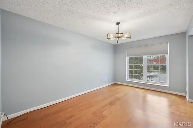 $219,000 | 14443 Bantry Lane, Unit 1, Chesterfield, MO 63017