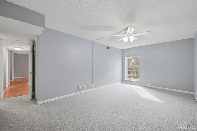 $219,000 | 14443 Bantry Lane, Unit 1, Chesterfield, MO 63017