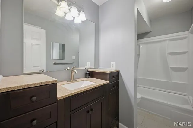 $219,000 | 14443 Bantry Lane, Unit 1, Chesterfield, MO 63017