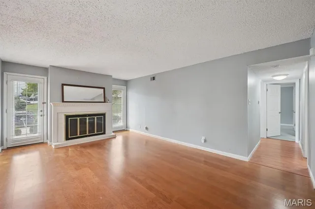 $219,000 | 14443 Bantry Lane, Unit 1, Chesterfield, MO 63017