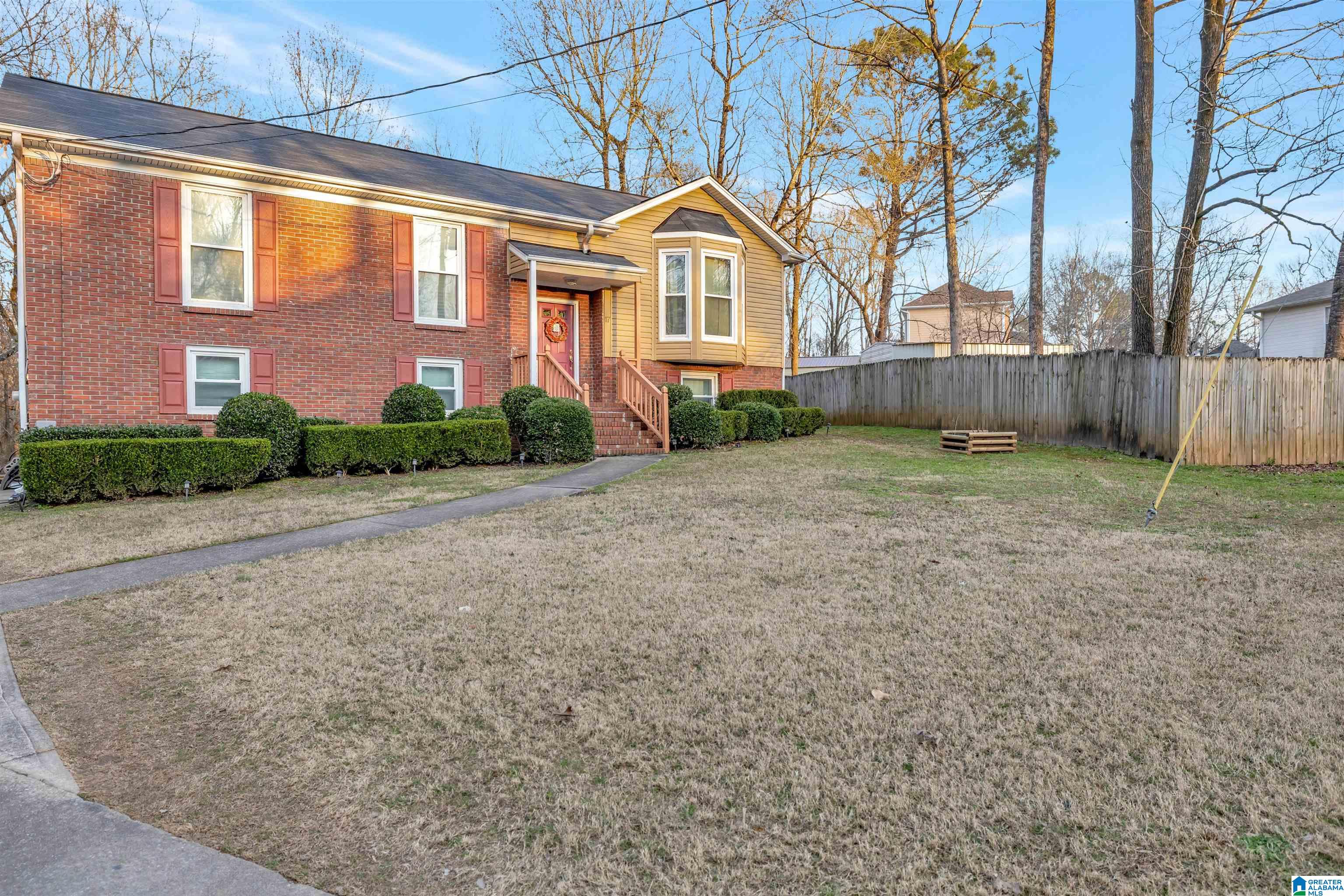 17 South Forty Road Alabaster, AL 35007 - Photo 4 of 39 Gallery Image 4