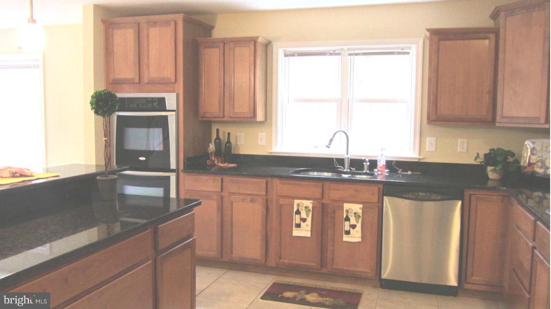 31647 Indiantown Road Locust Grove, VA 22508 - Photo 6 of 14 Kitchen