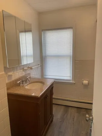 $2,000 | 495 Washington Street, Unit 2, Abington, MA 02351