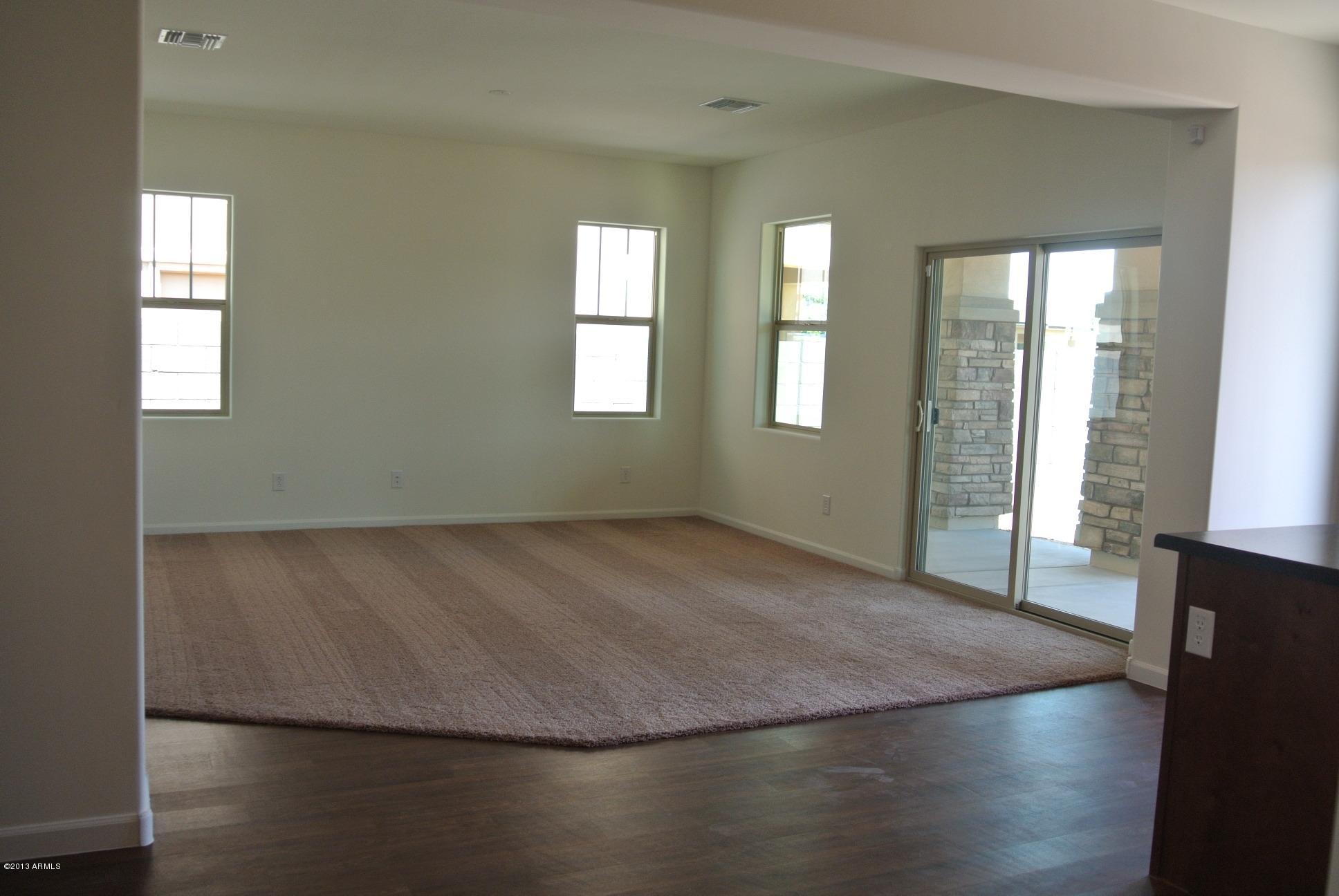 1511 East Apollo Road Phoenix, AZ 85042 - Photo 10 of 29 Gordon Estates Update 018