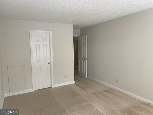 3800 Ridge Knoll Court, Unit 307B Fairfax, VA 22033 - Photo 11 of 19