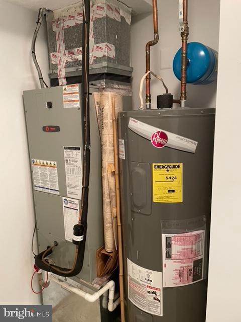 3800 Ridge Knoll Court, Unit 307B Fairfax, VA 22033 - Photo 19 of 19