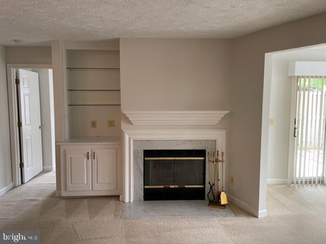 3800 Ridge Knoll Court, Unit 307B Fairfax, VA 22033 - Photo 4 of 19