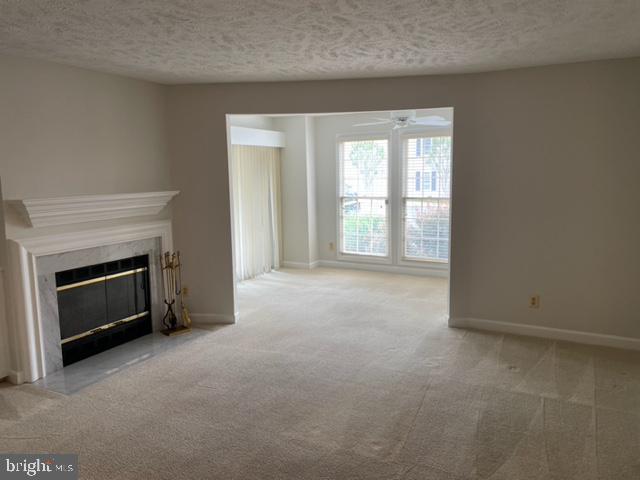 3800 Ridge Knoll Court, Unit 307B Fairfax, VA 22033 - Photo 5 of 19