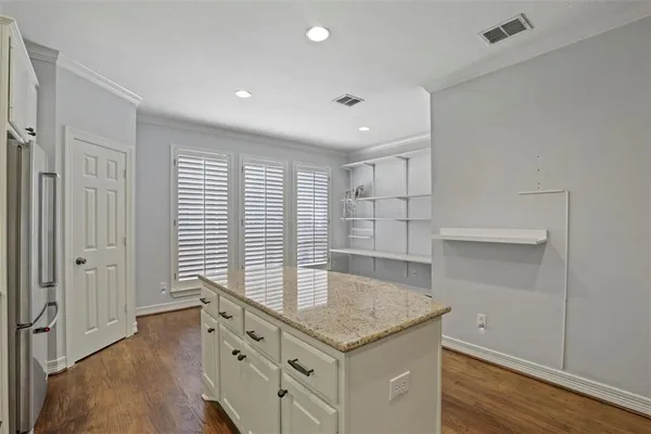$4,650 | 2808 North Hall Street, Dallas, TX 75204