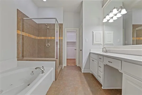 $4,650 | 2808 North Hall Street, Dallas, TX 75204