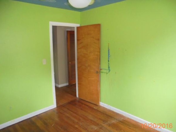 131 Ellendale Circle Springfield, MA 01128 - Photo 8 of 11 Gallery Image 8