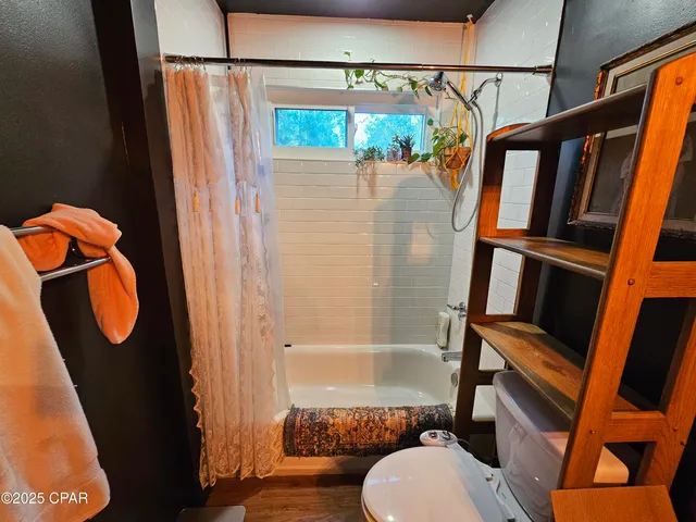 $275,000 | 2511 Commander Road, Southport, FL 32409