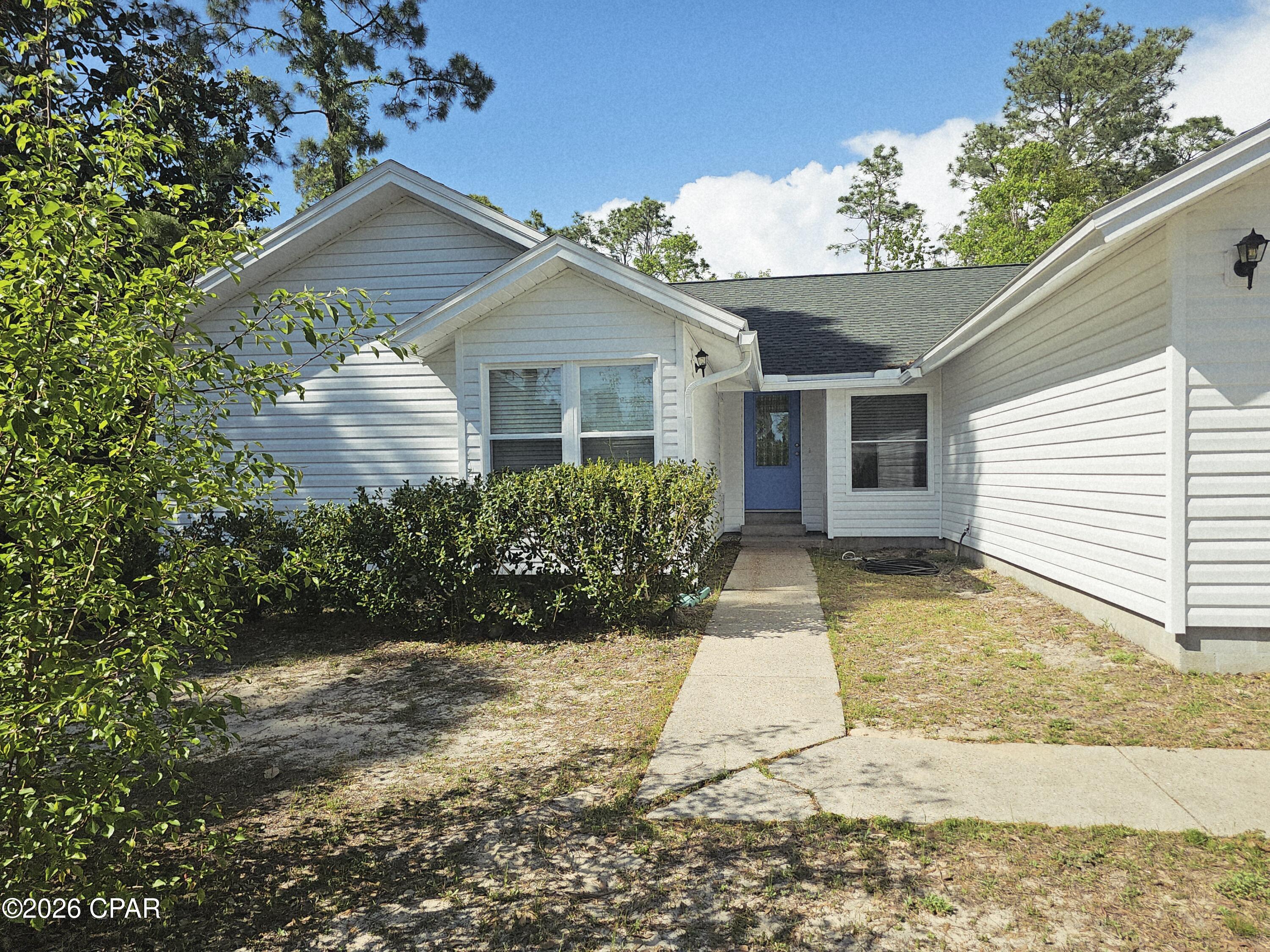 2511 Commander Road Southport, FL 32409 - Photo 2 of 40