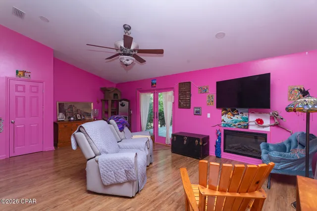 $275,000 | 2511 Commander Road, Southport, FL 32409