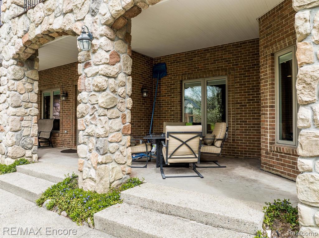 6993 Oakhurst Ridge Road Clarkston, MI 48348 - Photo 11 of 58 Gallery Image 11