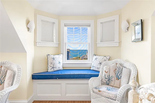 $7,900,000 | 7 Fenway Road, Westerly, RI 02891