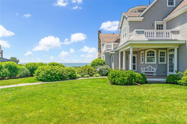 $7,900,000 | 7 Fenway Road, Westerly, RI 02891