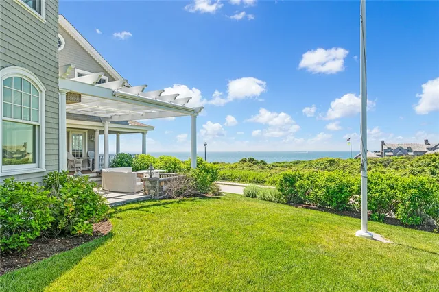 $7,900,000 | 7 Fenway Road, Westerly, RI 02891