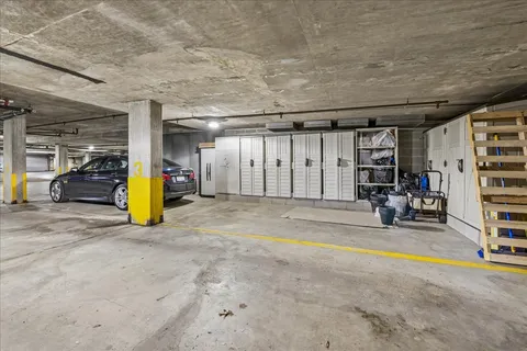 $375,000 | 1020 North Harlem Avenue, Unit 5C, River Forest, IL 60305