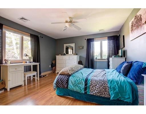 116 Upper Gore Road Webster, MA 01570 - Photo 11 of 37