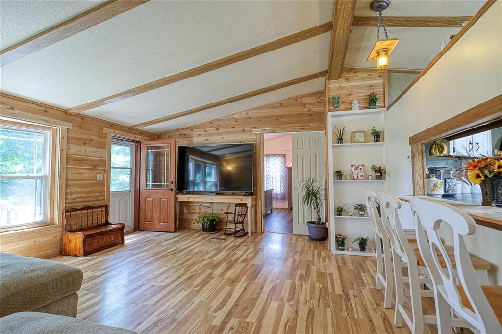 212 Hanover Kendall Road Clinton, PA 15026 - Photo 11 of 20 Gallery Image 11