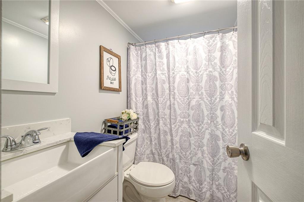 212 Hanover Kendall Road Clinton, PA 15026 - Photo 17 of 20 Gallery Image 17